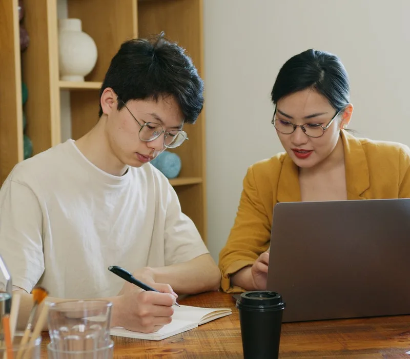 查看我们的最新消息 - 华体会 APP